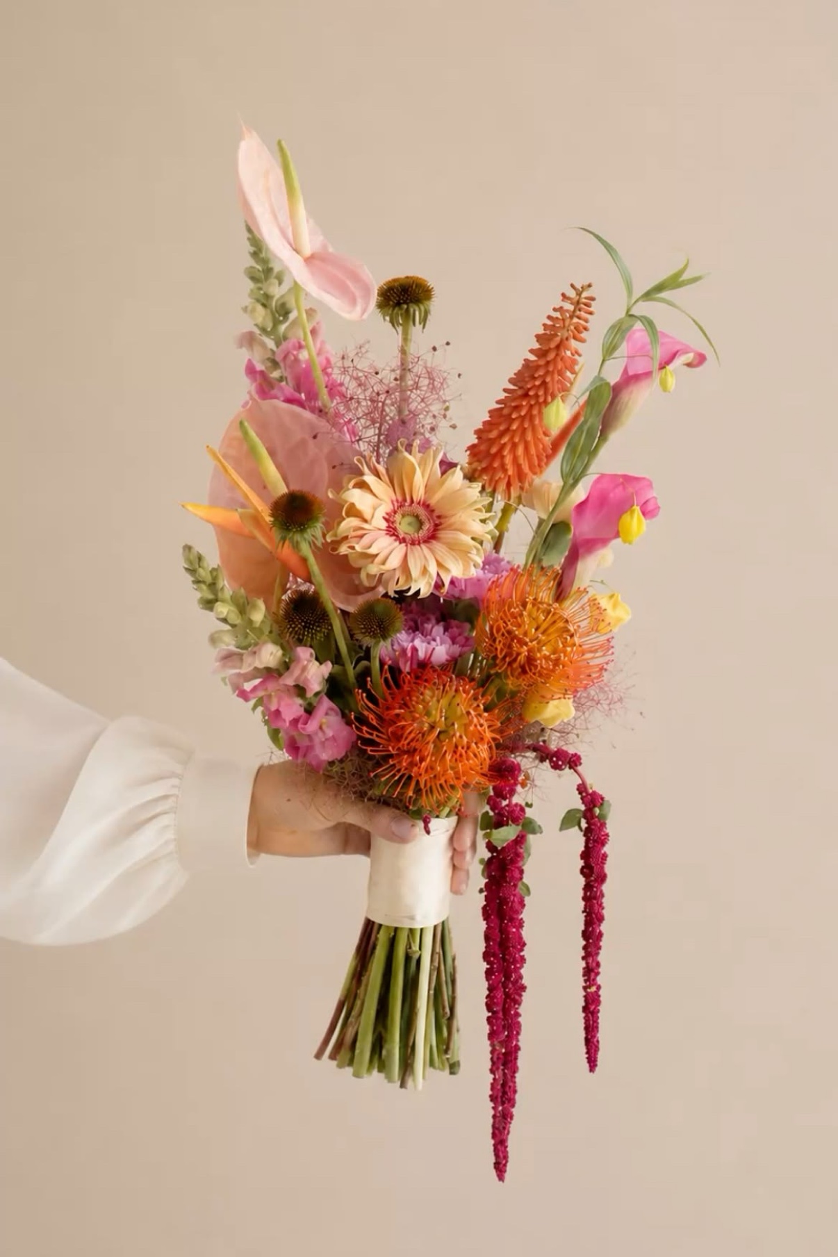 Standard Sailor's Pick hand-tied bouquet